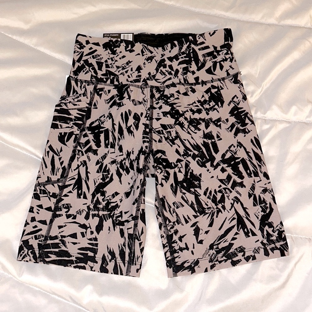 NWT CALVIN KLEIN biker shorts
